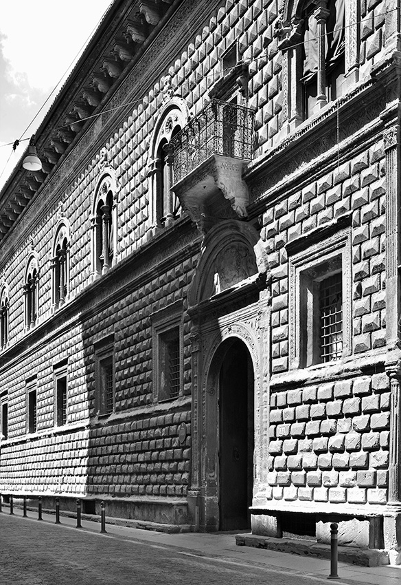 Palazzo Sanuti Bevilacqua - Bologna